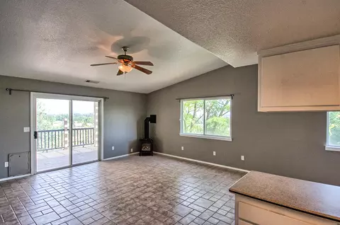 1912 Grandview Ave, Redding, CA 96001 photo 9