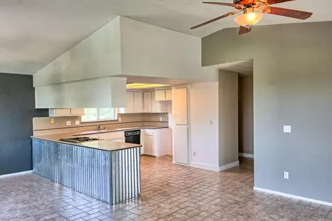 1912 Grandview Ave, Redding, CA 96001 photo 8