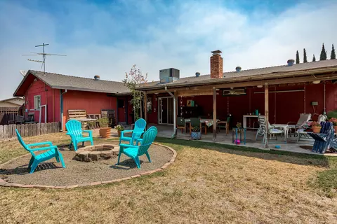 207 Woodcliff Dr, Redding, CA 96003 photo 24