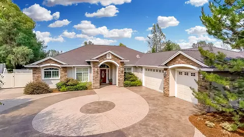 2094 Terra Nova Dr, Redding, CA 96003 photo 1