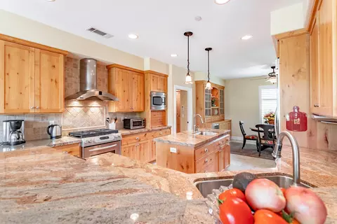 2094 Terra Nova Dr, Redding, CA 96003 photo 10