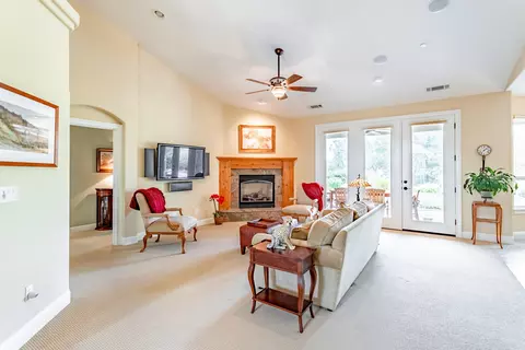 2094 Terra Nova Dr, Redding, CA 96003 photo 6