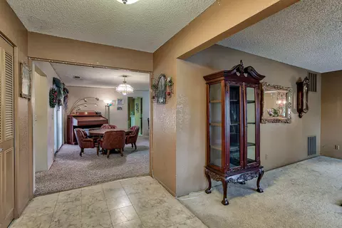 2200 Corral Ct, Redding, CA 96002 photo 8
