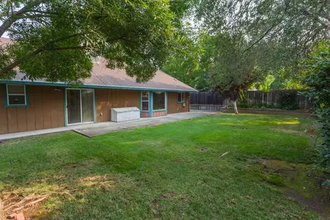 1330 Edgewood Dr, Redding, CA 96003 photo 23