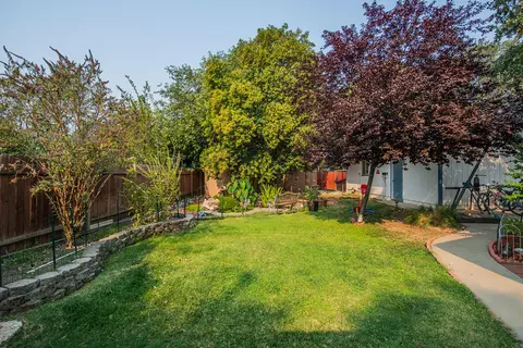 2172 Deerfield Ave, Redding, CA 96002 photo 19