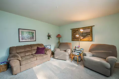 2172 Deerfield Ave, Redding, CA 96002 photo 4