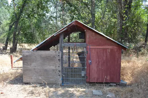 272 Branstetter Ln, Redding, CA 96001 photo 9