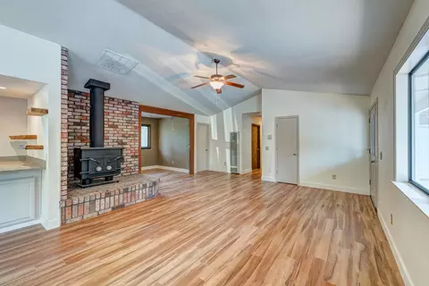 13683 Moonlite Ln, Redding, CA 96003 photo 6