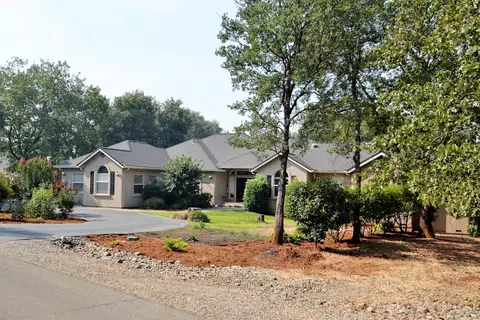 17533 Brehaven Ln, Anderson, CA 96007 photo 1