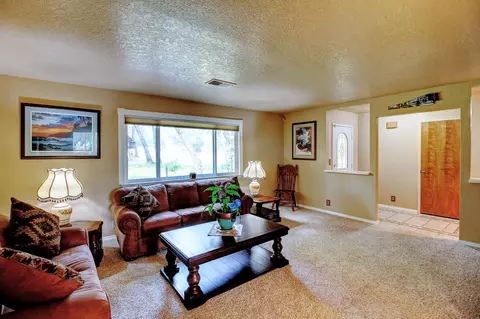 8157 Gold Run Rd, Redding, CA 96001 photo 6
