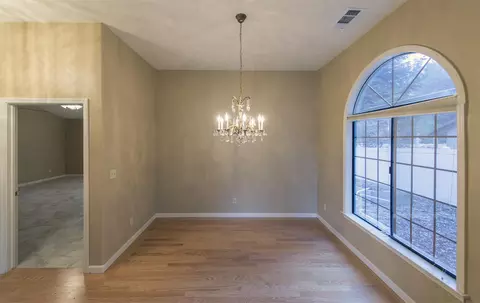 2315 Western Oak Dr, Redding, CA 96002 photo 7