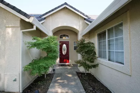 1776 Record Ln, Redding, CA 96001 photo 2