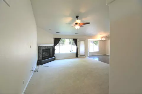 1776 Record Ln, Redding, CA 96001 photo 9