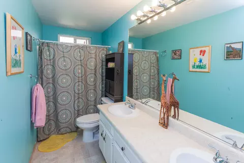 11411 Suggie Ln, Redding, CA 96003 photo 12