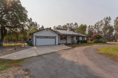 11411 Suggie Ln, Redding, CA 96003 photo 1