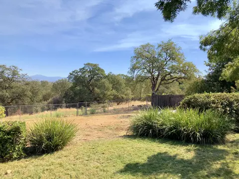 505 Teakwood Dr, Redding, CA 96003 photo 41