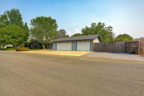 20135 Mirada Way, Redding, CA 96002 photo 43