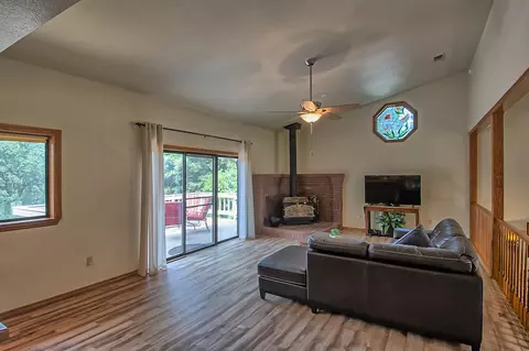 448 Arbor Pl, Redding, CA 96001 photo 12