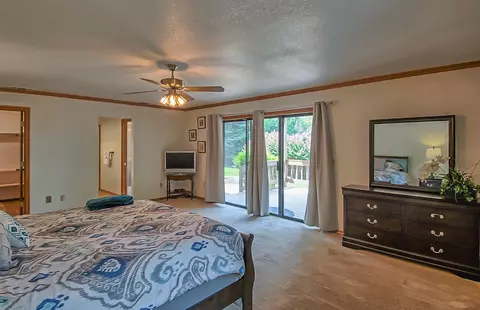 448 Arbor Pl, Redding, CA 96001 photo 27