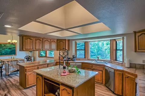 448 Arbor Pl, Redding, CA 96001 photo 19