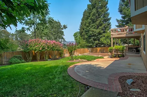 448 Arbor Pl, Redding, CA 96001 photo 42