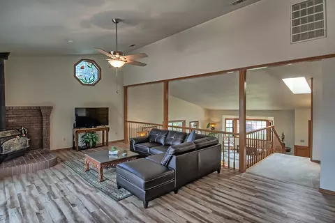 448 Arbor Pl, Redding, CA 96001 photo 14