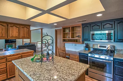 448 Arbor Pl, Redding, CA 96001 photo 18