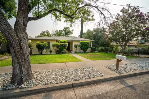 1355 Olive Ave, Redding, CA 96001 photo 1