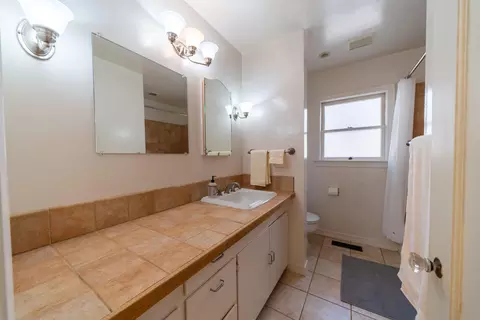 1355 Olive Ave, Redding, CA 96001 photo 13