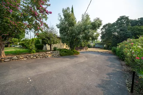 1355 Olive Ave, Redding, CA 96001 photo 27