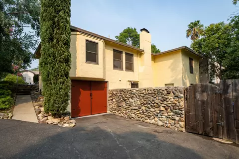 1355 Olive Ave, Redding, CA 96001 photo 24