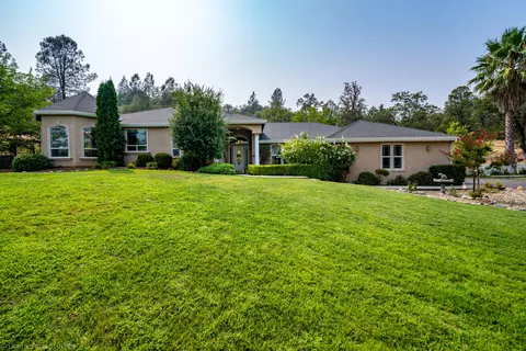 16261 Texas Springs Rd, Redding, CA 96001 photo 3