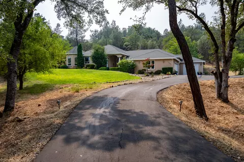 16261 Texas Springs Rd, Redding, CA 96001 photo 4