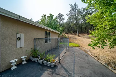 16261 Texas Springs Rd, Redding, CA 96001 photo 6