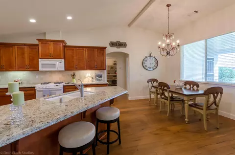 4069 Winter Green Ct, Redding, CA 96001 photo 5