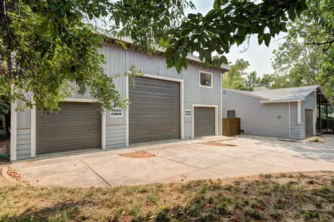 2975 Yana Ave, Redding, CA 96002 photo 17