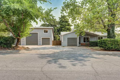 2975 Yana Ave, Redding, CA 96002 photo 1