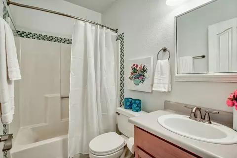 719 Flower Ash Ln, Redding, CA 96003 photo 11