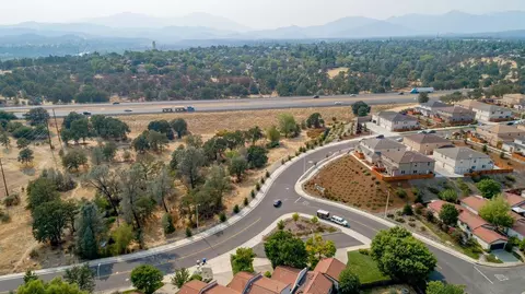 719 Flower Ash Ln, Redding, CA 96003 photo 24