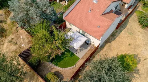 719 Flower Ash Ln, Redding, CA 96003 photo 25