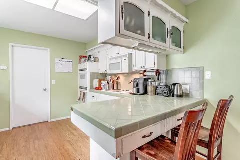 5135 Surrey Dr, Redding, CA 96002 photo 10