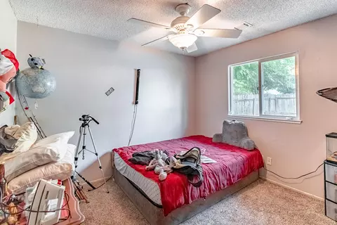3792 Pluto St, Redding, CA 96002 photo 9