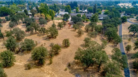 618 Julian St, Redding, CA 96003 photo 55