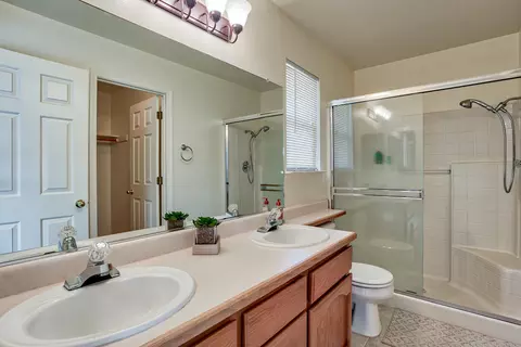618 Julian St, Redding, CA 96003 photo 40