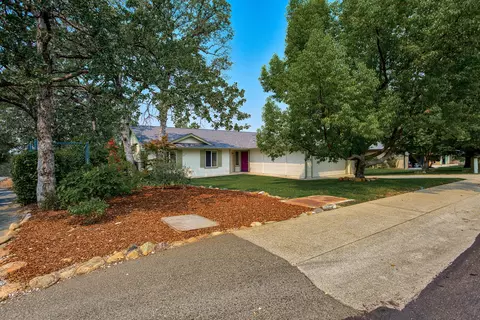 618 Julian St, Redding, CA 96003 photo 18