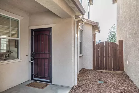 2371 Shining Star Way, Redding, CA 96003 photo 2
