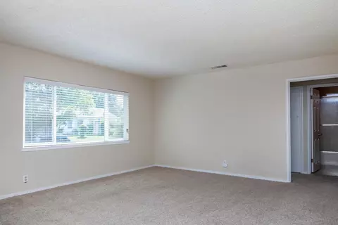 1105 3rd St, Redding, CA 96002 photo 9