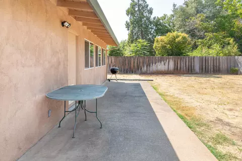 1105 3rd St, Redding, CA 96002 photo 23