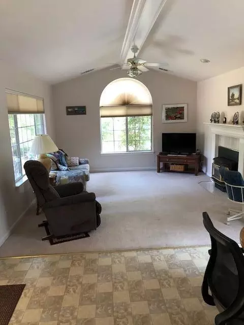 1831 Trailwood Ct, Redding, CA 96003 photo 14