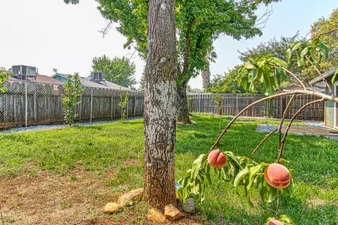 2401 Venus Way, Redding, CA 96002 photo 39